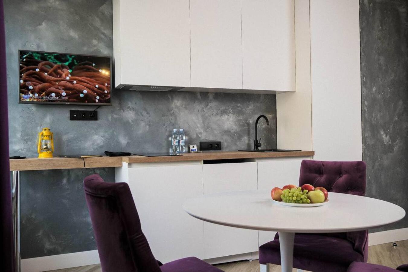 Freedom Apartments In City Center Kiev Dış mekan fotoğraf
